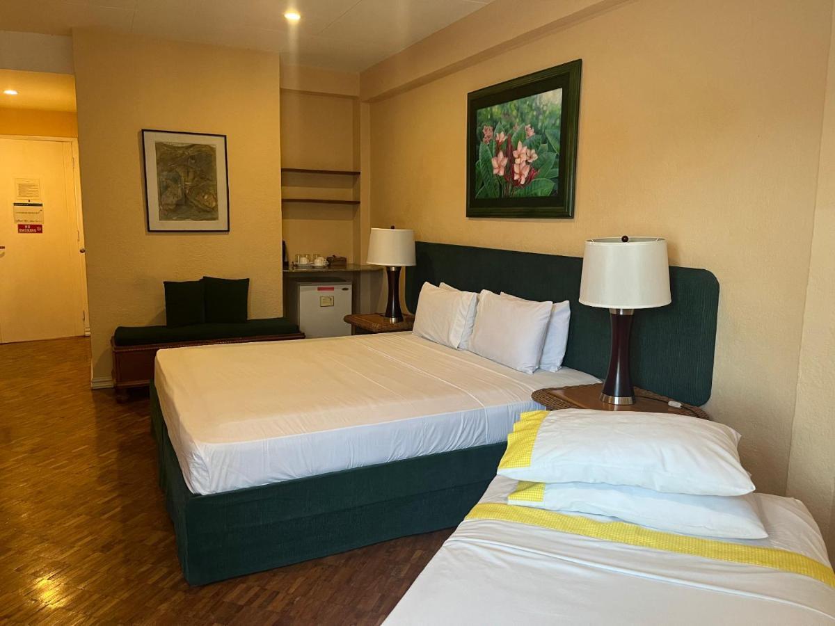 Coco Grande Hotel Dumaguete City Zewnętrze zdjęcie