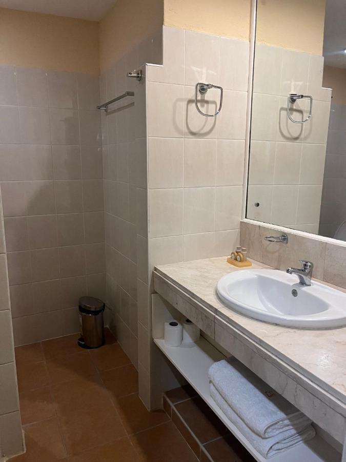 Coco Grande Hotel Dumaguete City Zewnętrze zdjęcie