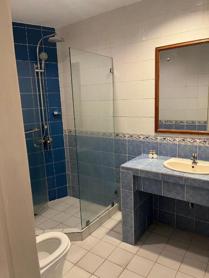 Coco Grande Hotel Dumaguete City Zewnętrze zdjęcie
