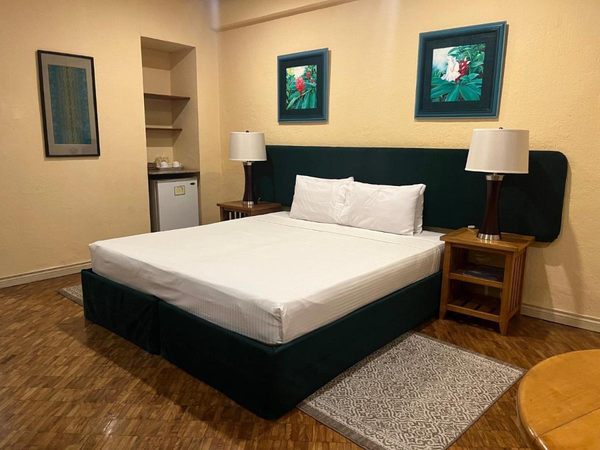 Coco Grande Hotel Dumaguete City Zewnętrze zdjęcie