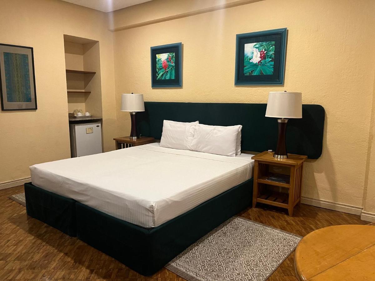 Coco Grande Hotel Dumaguete City Zewnętrze zdjęcie