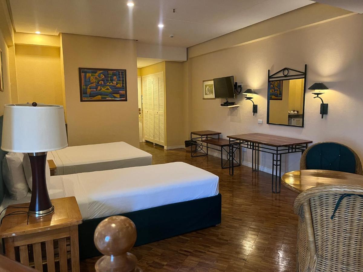 Coco Grande Hotel Dumaguete City Zewnętrze zdjęcie