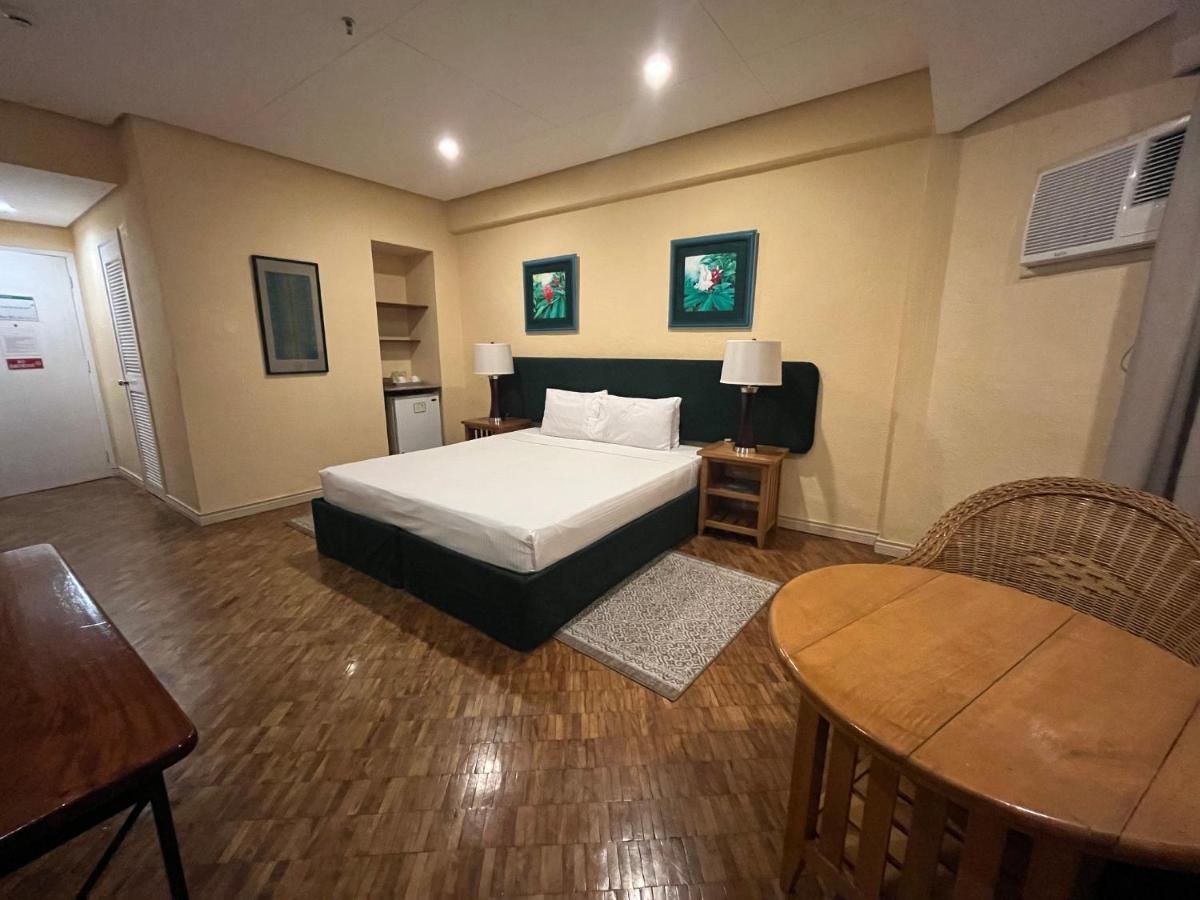 Coco Grande Hotel Dumaguete City Zewnętrze zdjęcie